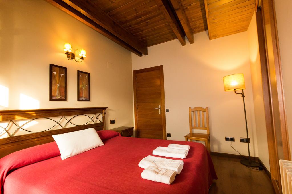 Apartamentos Casa Lavedan Tramacastilla de Tena Exterior photo