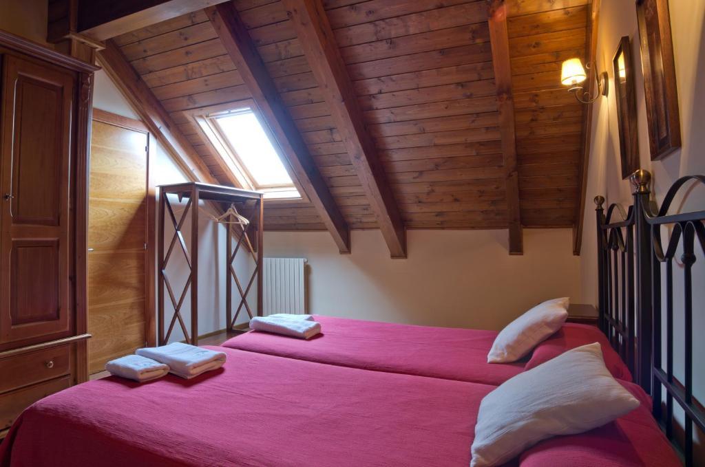 Apartamentos Casa Lavedan Tramacastilla de Tena Room photo
